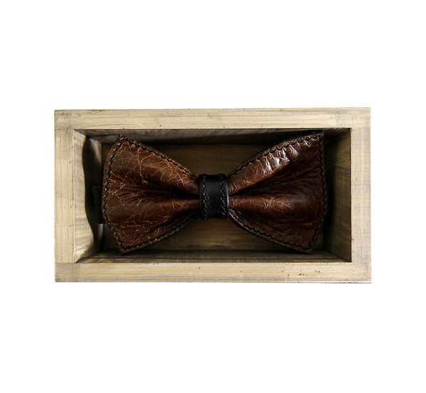 Unique leather dark brown bow tie in stylish handmade light wood gift box made in Finland Scandinavia, rectangle width 15, height 5 