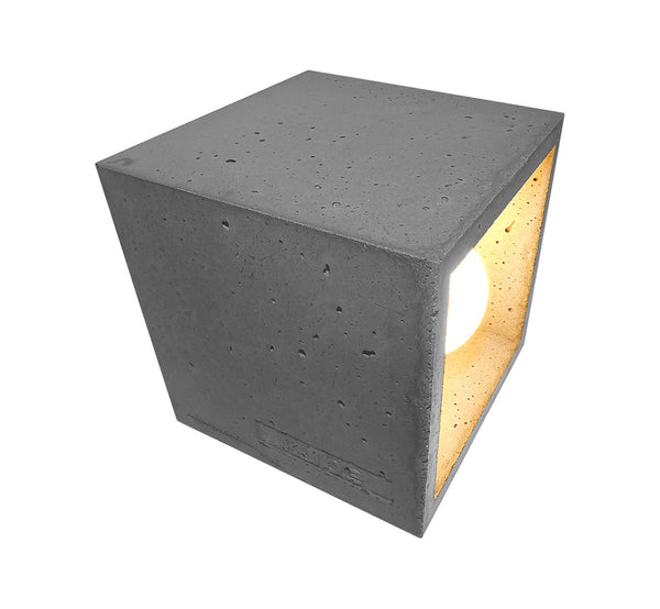 Light on concrete table lamp cube, 10x10x10 cm, 3.94x3.94x3,94”, weight 1 kg, handmade.