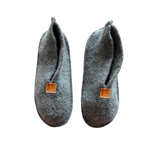 Warm, comfortable and cozy gray slippers, home shoes handmade of felted wool, Nordic reindeer leather sole.