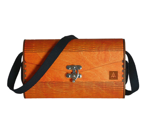 Birch plywood clutch bag, brown 24x14x8 cm. Treated with non-toxic wax, black strap, metal lock, handmade.