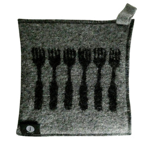 100% wool felt potholder, hot pad, grey with black forks, 22x23 cm, 8.67x9.06”, artisan handmade, soft and thick.